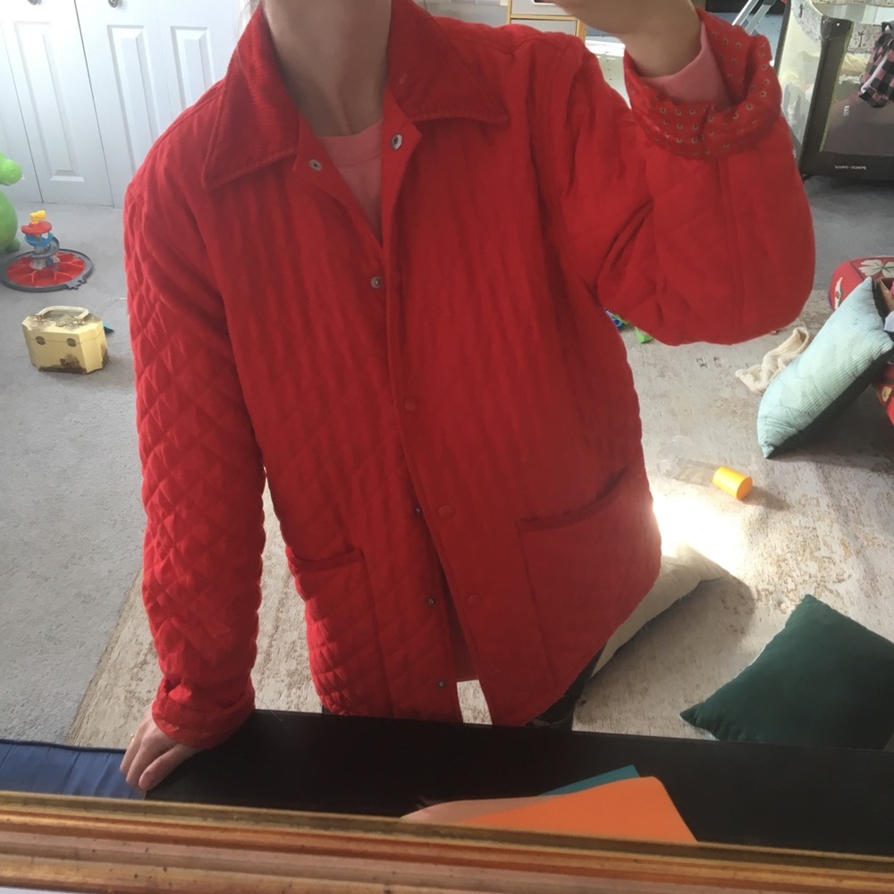 Vintage red quilted jacket with corduroy collar - Picture 2 of 5
